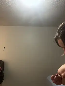 BuzzBunni69 online show from April 10, 2026, 9:44 pm