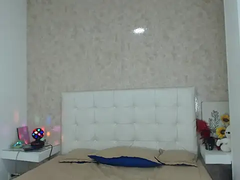 Aaron Foxxx online show from December 17, 2025, 9:31 pm