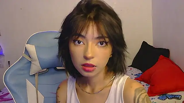 kiyusweetcrazy online show from March 6, 2026, 2:28 am