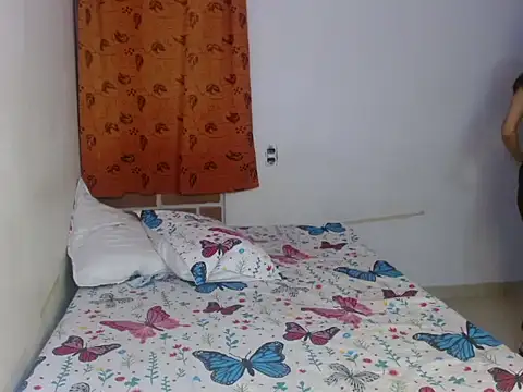 kiyusweetcrazy online show from October 16, 2025, 1:36 am