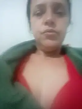 Crisribeiro online show from October 6, 2025, 12:23 am