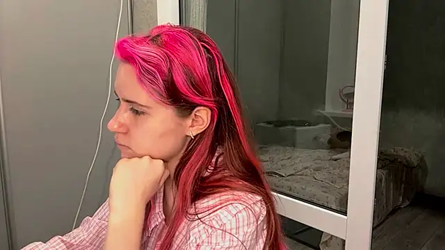 FawnDubler online show from October 2, 2025, 6:11 pm