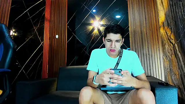 Stiben boy online show from October 18, 2025, 2:57 am