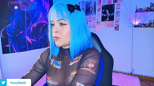 Snapshot of Babyakira_ chatting on November 1, 2025, 9:08 pm Babyakira online show from November 1, 2025, 9:08 pm