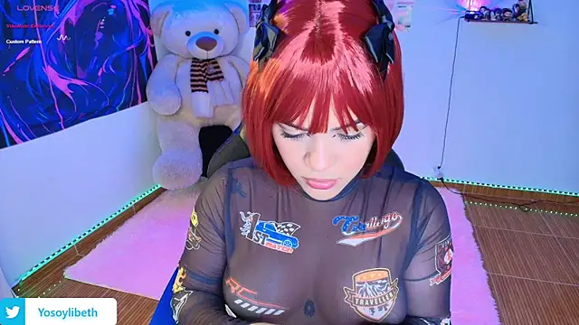 Snapshot of Babyakira_ chatting on November 12, 2025, 9:07 pm Babyakira online show from November 12, 2025, 9:07 pm