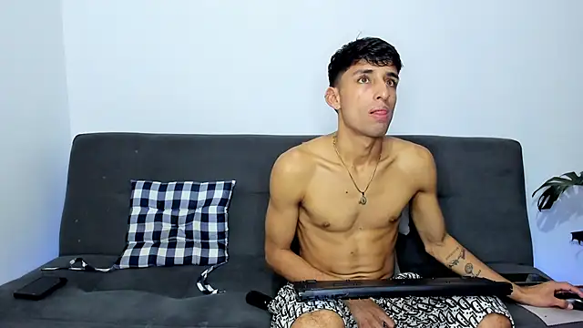 Snapshot of joe_foxx chatting on October 23, 2025, 5:06 am joe foxx online show from October 23, 2025, 5:06 am