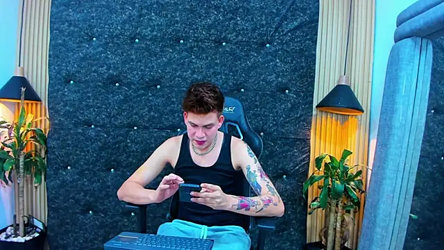 Shadowhunters  online show from September 25, 2025, 6:30 am