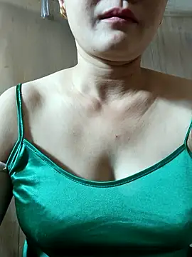 Snapshot of Paul-paul11 chatting on October 14, 2025, 4:02 am Paul-paul11 online show from October 14, 2025, 4:02 am