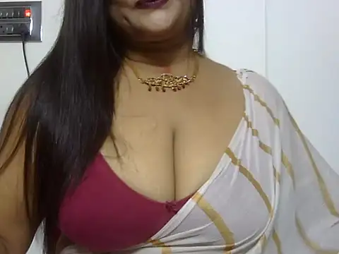 aarohee9 online show from July 10, 2026, 7:03 pm