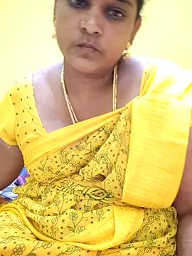 navyasree143 online show from October 28, 2025, 5:29 am