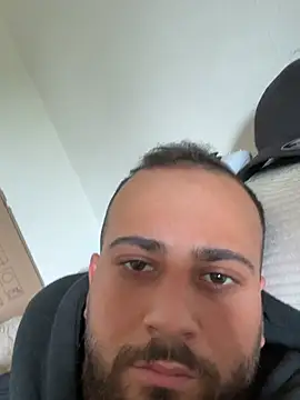 juan03065 online show from May 18, 2026, 11:26 am