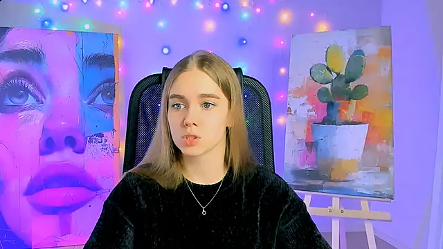 Snapshot of JuneWoods chatting on February 24, 2026, 7:20 am JuneWoods online show from February 24, 2026, 7:20 am