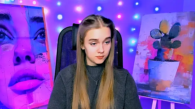 Snapshot of JuneWoods chatting on February 13, 2026, 12:27 pm JuneWoods online show from February 13, 2026, 12:27 pm