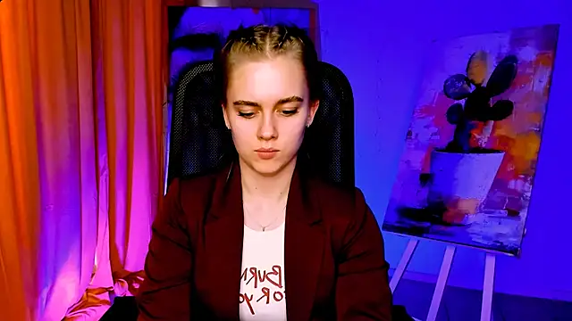 JuneWoods online show from March 30, 2026, 2:29 pm