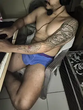 gtzmoreno online show from May 16, 2026, 7:51 am