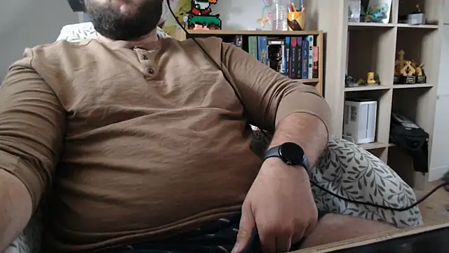 chubbear fr online show from September 25, 2025, 1:06 pm