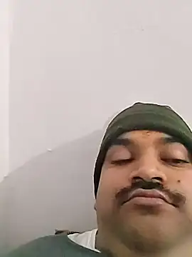 desiyouth94 online show from December 14, 2025, 1:39 pm