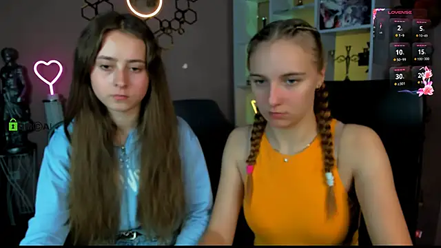 rebecca smile online show from October 17, 2025, 12:40 pm