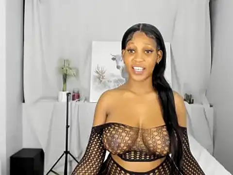 ConnieSmall24 online show from September 29, 2025, 10:04 pm