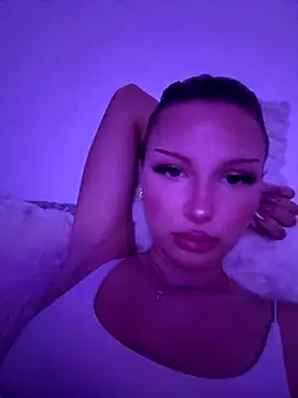 blondeeee online show from January 8, 2026, 6:25 pm