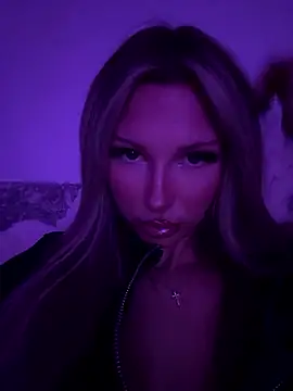 blondeeee online show from January 10, 2026, 5:30 pm