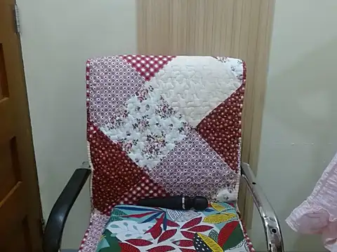 wildJean Fantasy18x online show from October 13, 2025, 11:38 pm