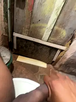 Snapshot of favelado33 chatting on October 9, 2025, 12:11 am favelado33 online show from October 9, 2025, 12:11 am