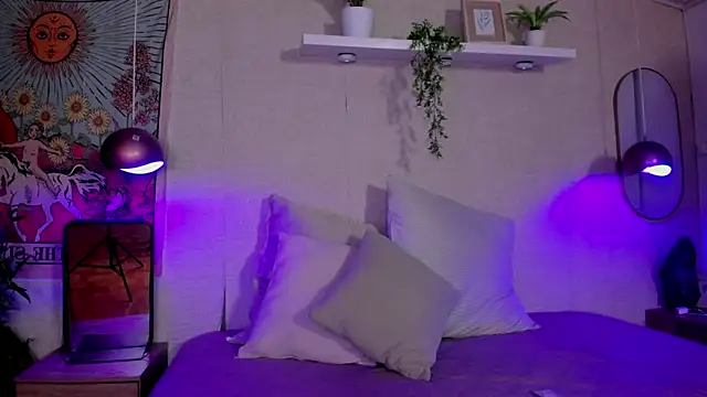 Snapshot of Violeta_dh chatting on October 14, 2025, 11:55 am Violeta dh online show from October 14, 2025, 11:55 am