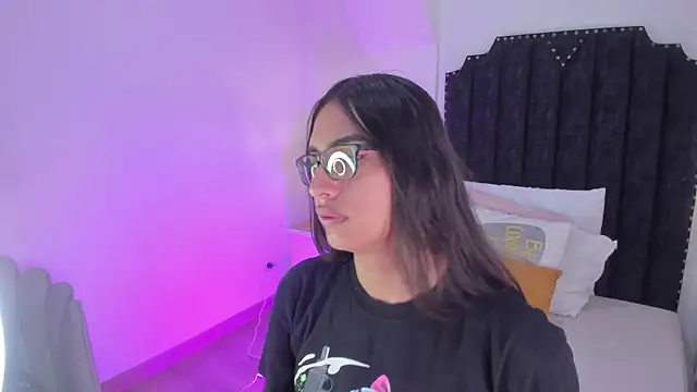 cherrylady 02 online show from January 11, 2026, 12:45 pm