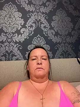 Snapshot of Curvey-Carman40X chatting on October 8, 2025, 8:42 pm Curvey-Carman40X online show from October 8, 2025, 8:42 pm