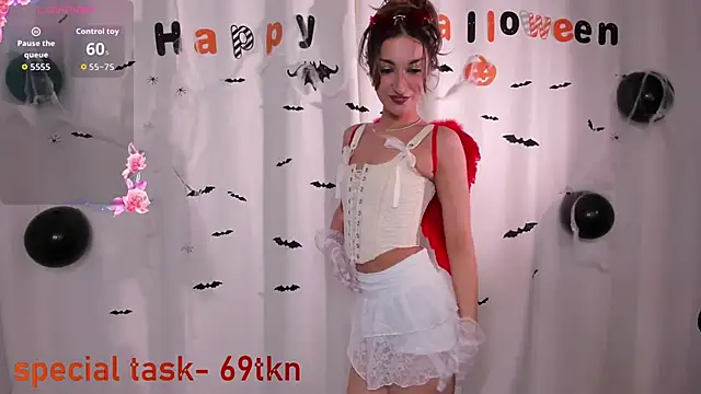 softly bold online show from October 27, 2025, 1:23 pm