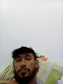 Snapshot of kingbickcockDn chatting on October 28, 2025, 3:40 am kingbickcockDn online show from October 28, 2025, 3:40 am