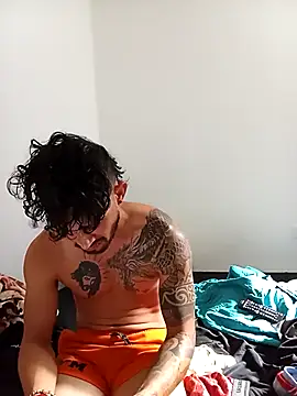 Snapshot of kingbickcockDn chatting on October 16, 2025, 1:52 pm kingbickcockDn online show from October 16, 2025, 1:52 pm