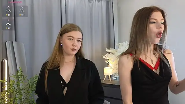 TwixieGuo online show from November 20, 2025, 10:16 am