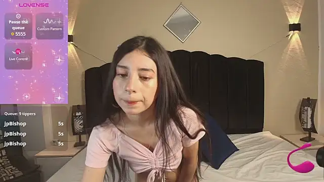 Snapshot of GabySweett_ chatting on September 29, 2025, 12:11 pm GabySweett online show from September 29, 2025, 12:11 pm