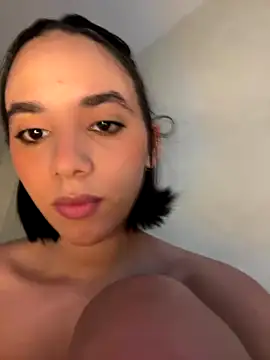 Snapshot of Capricho_01 chatting on October 28, 2025, 7:02 pm Capricho 01 online show from October 28, 2025, 7:02 pm