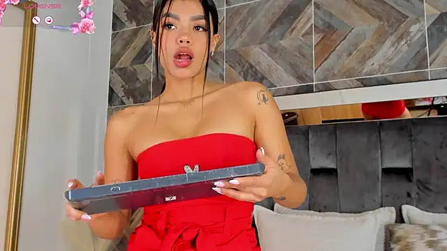 Snapshot of NaylaGrey chatting on November 8, 2025, 12:09 pm NaylaGrey online show from November 8, 2025, 12:09 pm