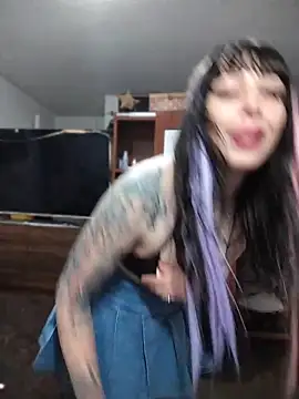 pinklajokr online show from April 6, 2026, 4:57 am