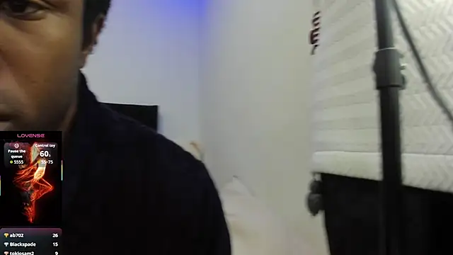 Snapshot of Yin_yang_hot chatting on November 6, 2025, 11:09 pm Yin yang hot online show from November 6, 2025, 11:09 pm