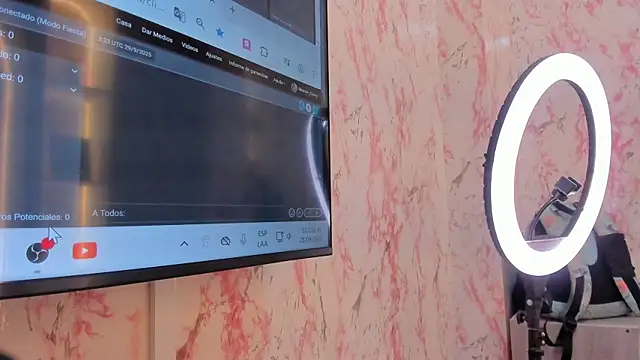 Sharon Curvy online show from September 29, 2025, 3:24 am