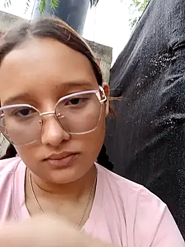 young dairy01 online show from October 16, 2025, 12:02 pm