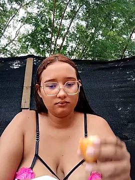 young dairy01 online show from December 20, 2025, 12:19 pm