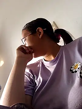 young dairy01 online show from October 2, 2025, 12:19 pm