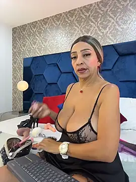 Angelina Roa online show from April 17, 2026, 2:42 pm