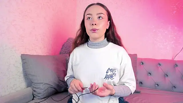 Snapshot of MAGIC_VERA chatting on November 5, 2025, 11:24 am MAGIC VERA online show from November 5, 2025, 11:24 am