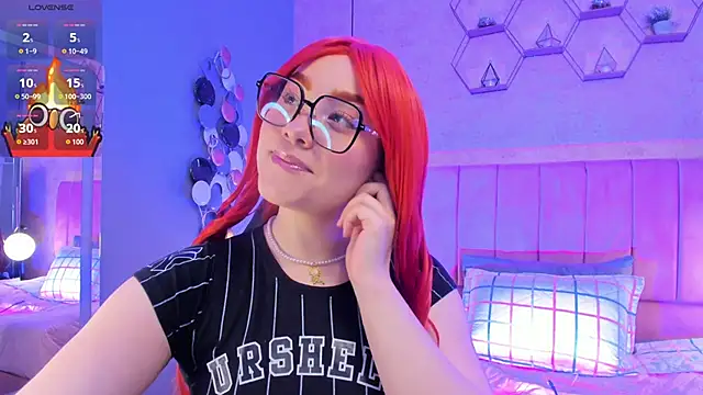 Snapshot of MAGIC_VERA chatting on October 13, 2025, 11:45 am MAGIC VERA online show from October 13, 2025, 11:45 am