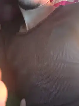 khushbuDarchut71 online show from December 20, 2025, 4:43 pm