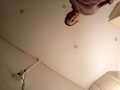 Conny Shellie online show from April 2, 2026, 7:09 pm