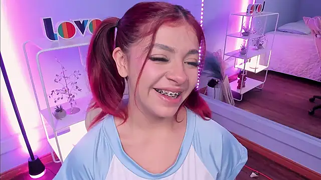 KathiaSaenz  online show from November 26, 2025, 5:18 am