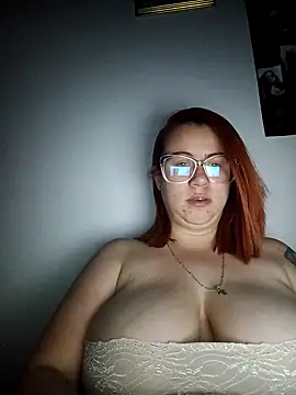 Snapshot of Venenodulce chatting on October 24, 2025, 4:11 am Venenodulce online show from October 24, 2025, 4:11 am